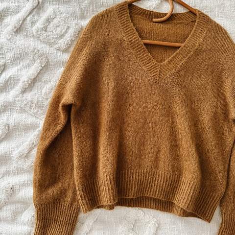 Tenane Sweater by Caidree