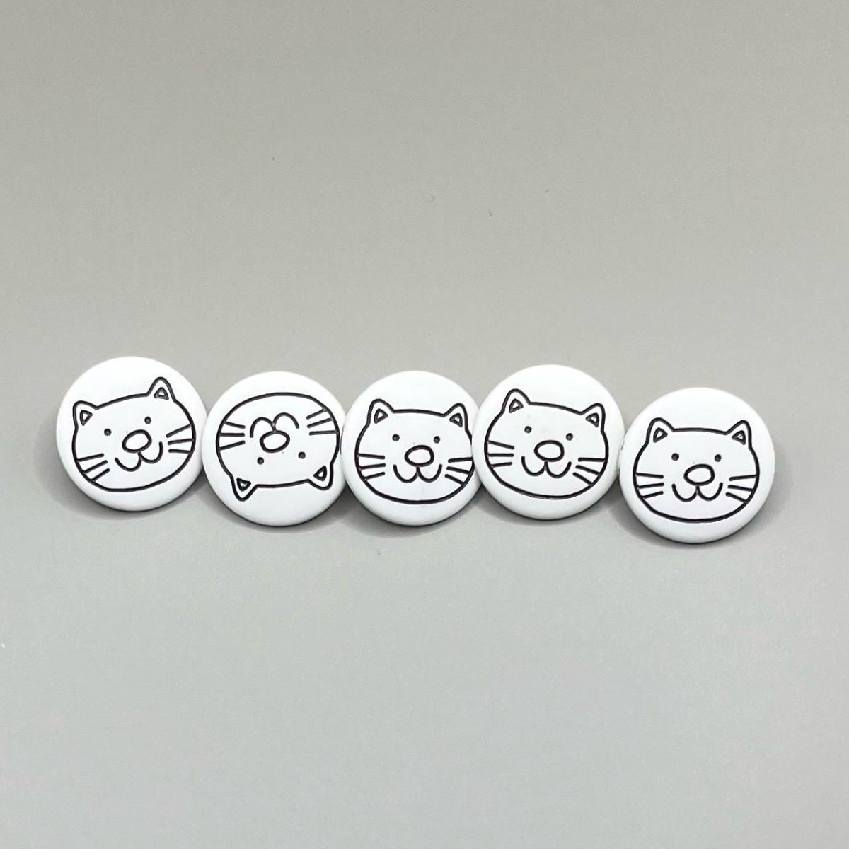15mm — White With Black Cat Face