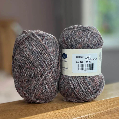 Jamieson's of Shetland Spindrift - Naturals & Browns