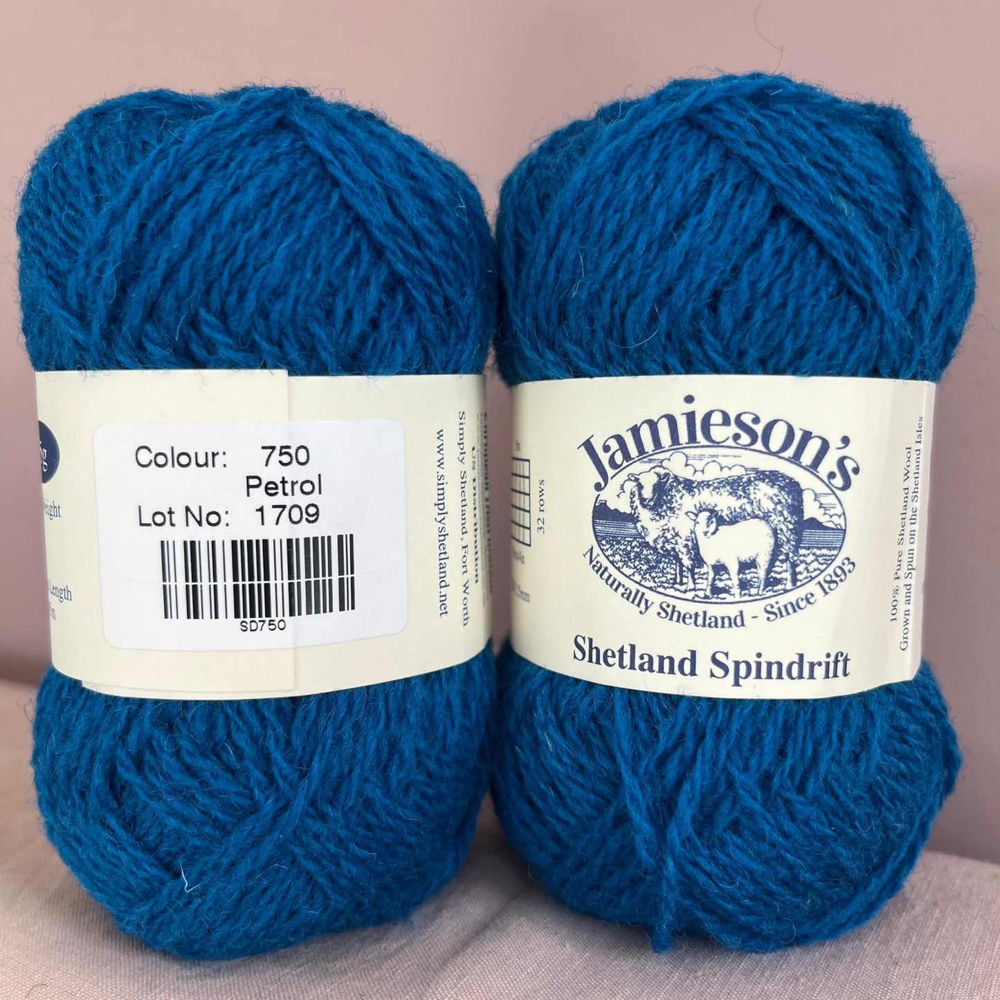 Jamieson's of Shetland Spindrift 451-900