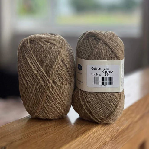 Jamieson's of Shetland Spindrift - Naturals & Browns