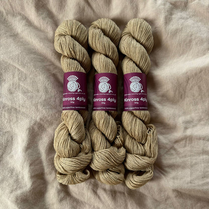 Wee County Yarns Kinross 4ply