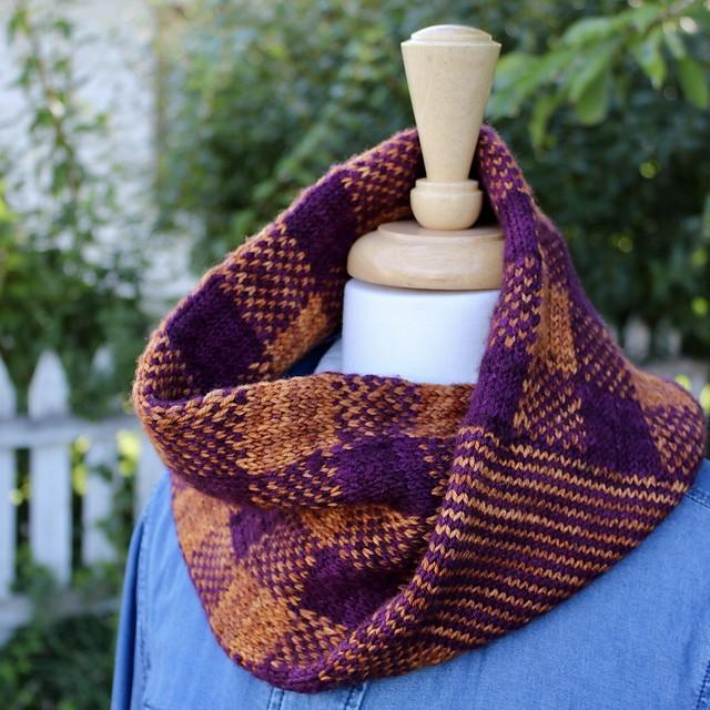 Buffalo Check Mobius Cowl by Heather Best