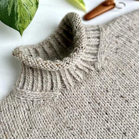 Mila Sweater by Dorothy Offeciers