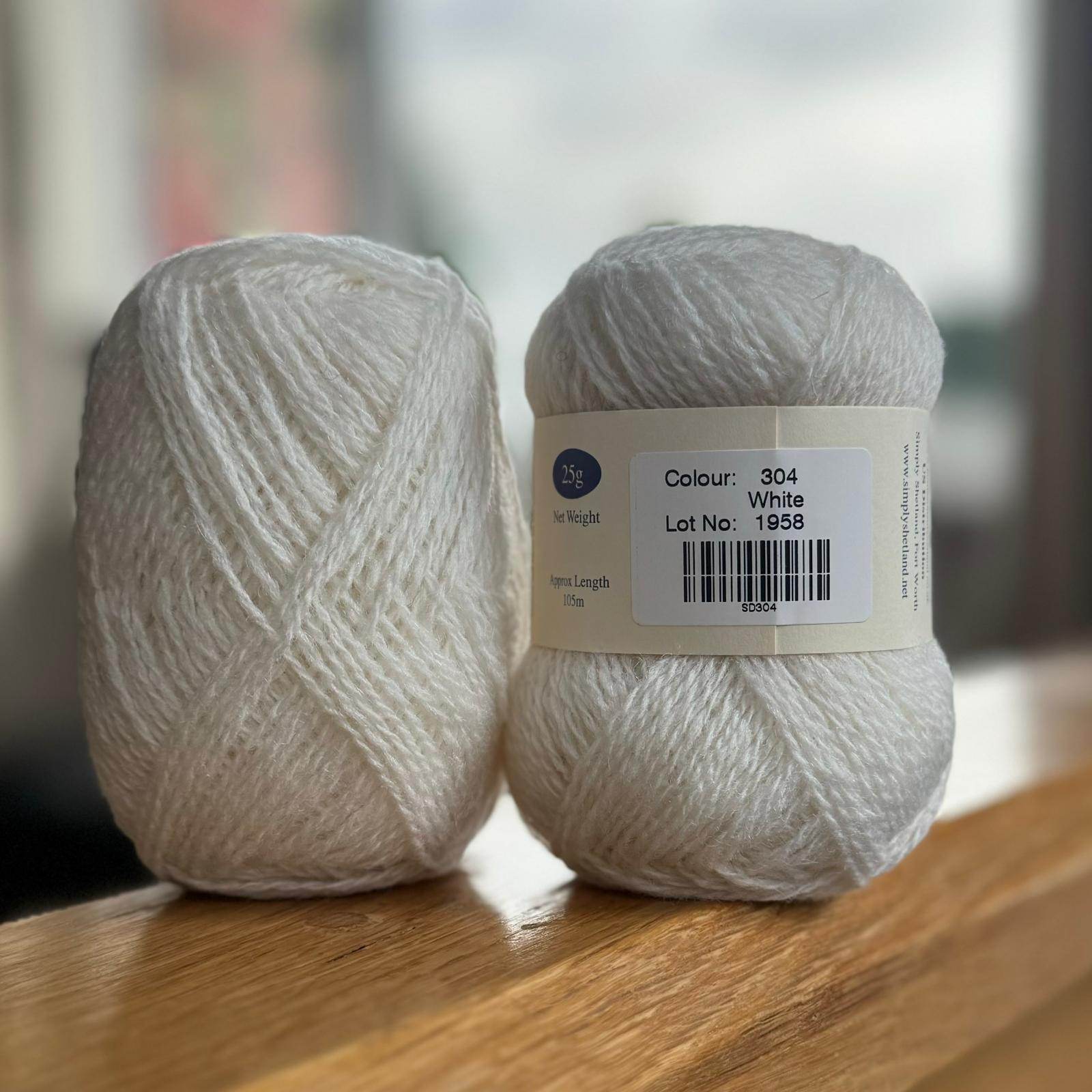 Jamieson's of Shetland Spindrift - Naturals & Browns