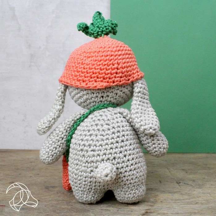 Frank Rabbit - Crochet kit