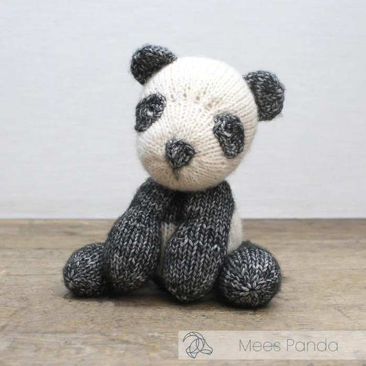 Mees Panda - Knitting Kit